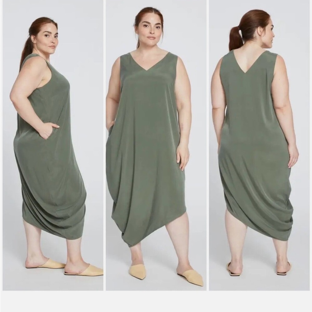 NWT Universal Standard Cooling Cupro V Neck Geneva Dress Size M in Rioja!